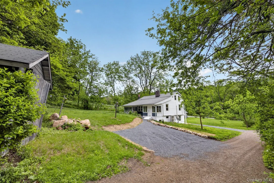 Photo of 26 Fishkill Road