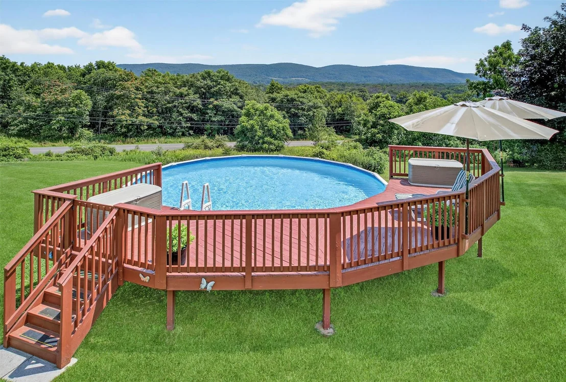 Photo of 398 Cosh Road