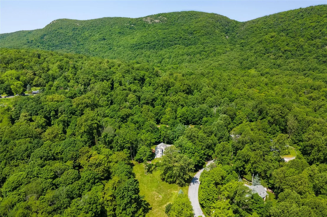 Photo of 41 Mountain Brook Drive
