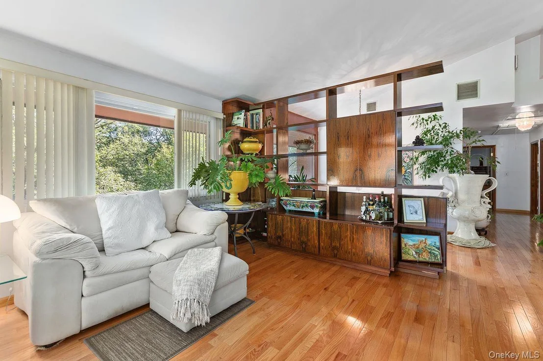 Photo of 5 Crescent Lane