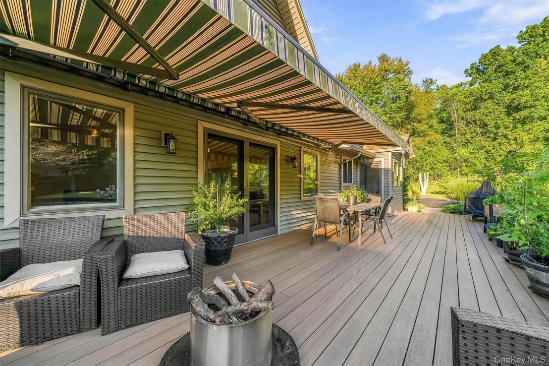 Photo of 12 Whitefield Avenue