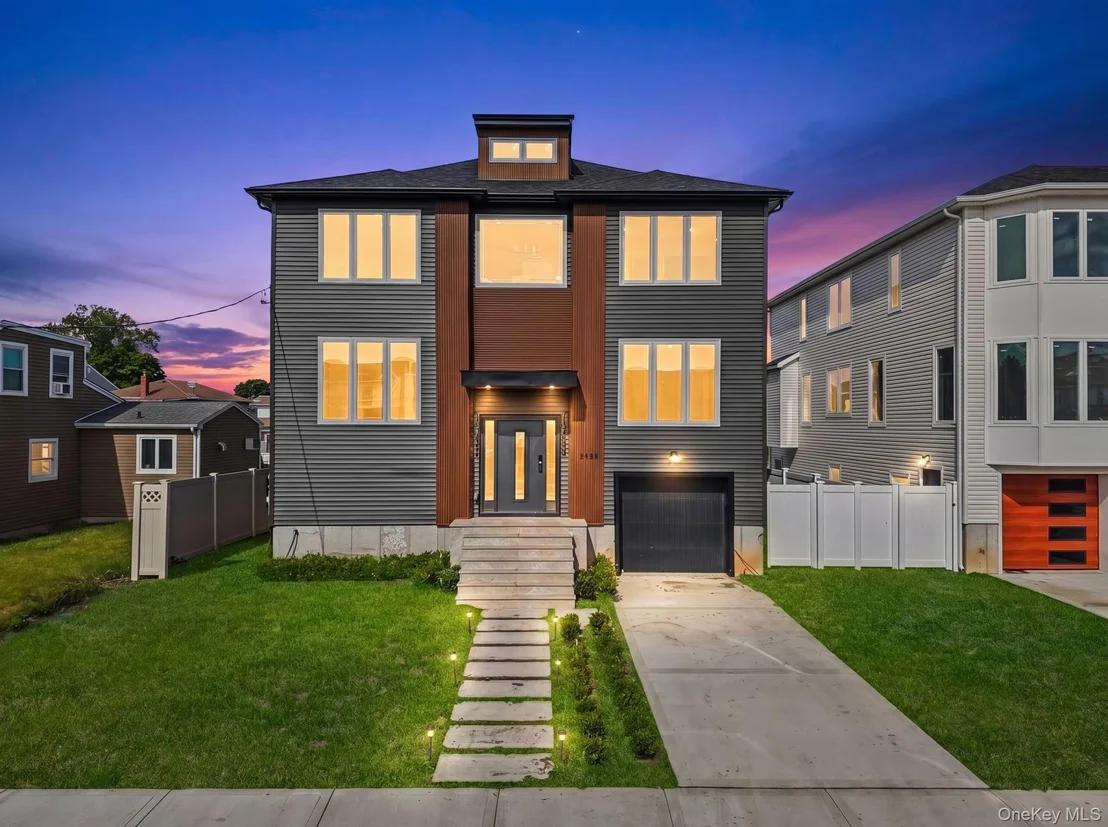 Photo of 3453 Ocean Avenue