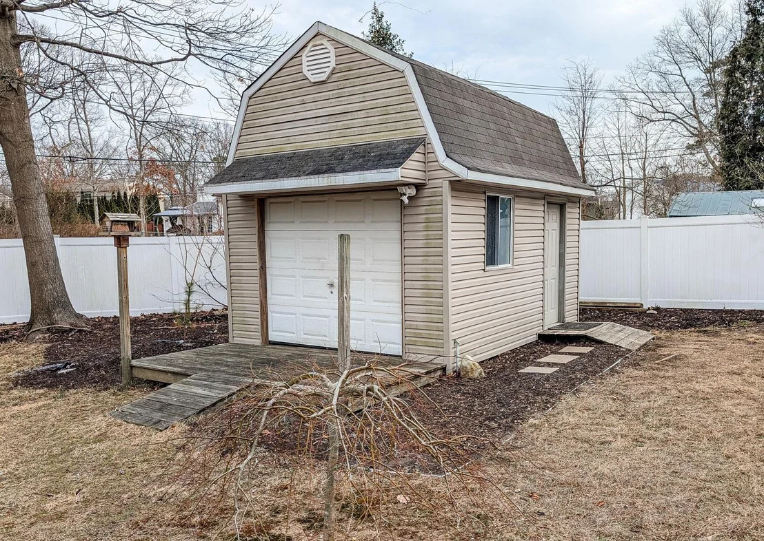 Photo of 241 Alexander Avenue