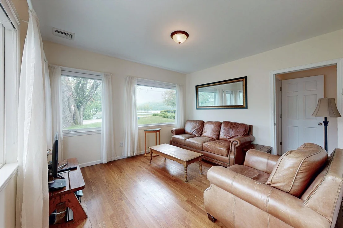 Photo of 47 Champlain Drive
