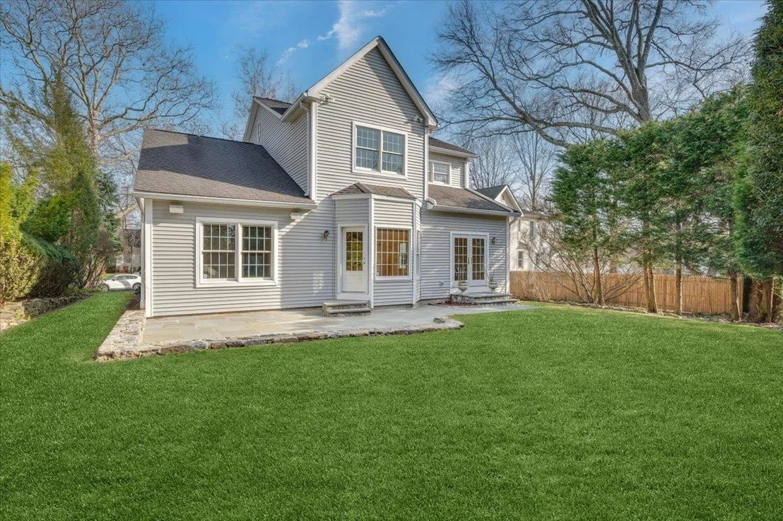 Photo of 18 Walker Avenue