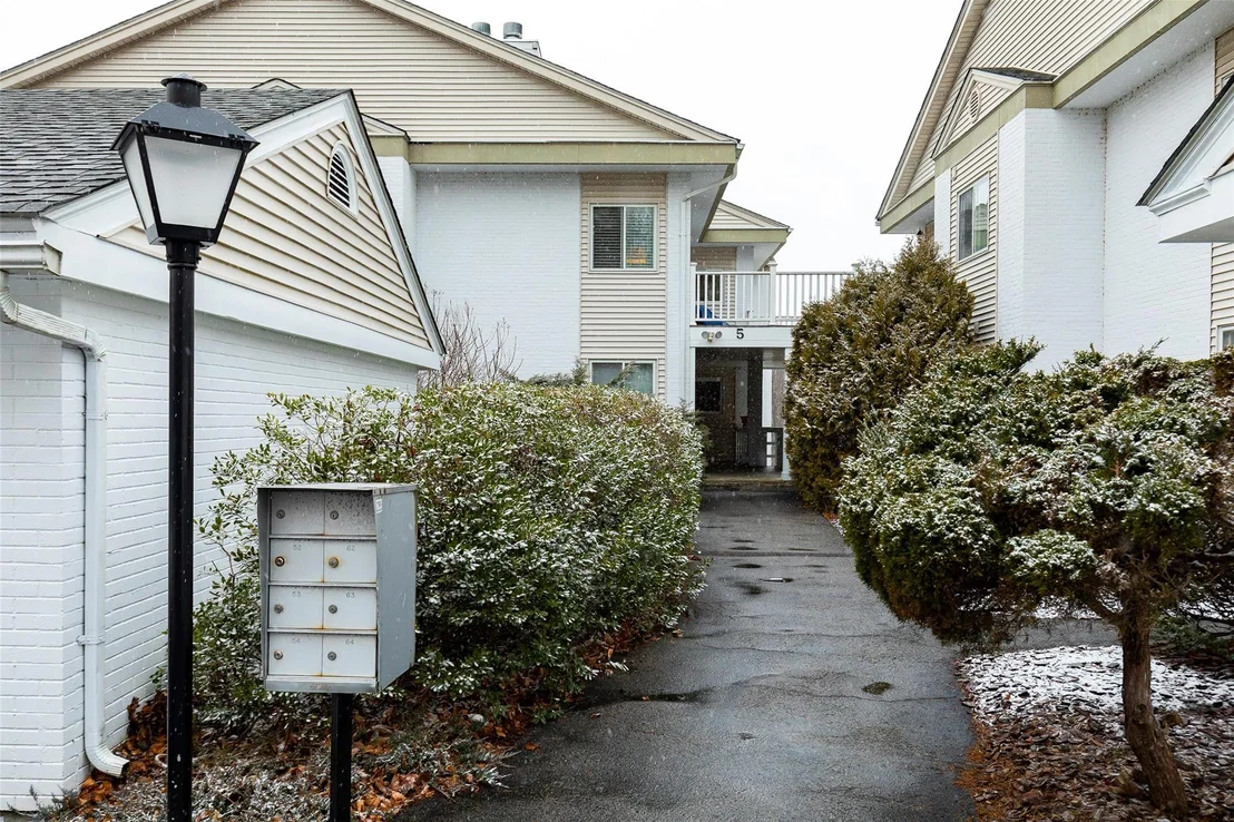 Photo of 54 Bennett Common