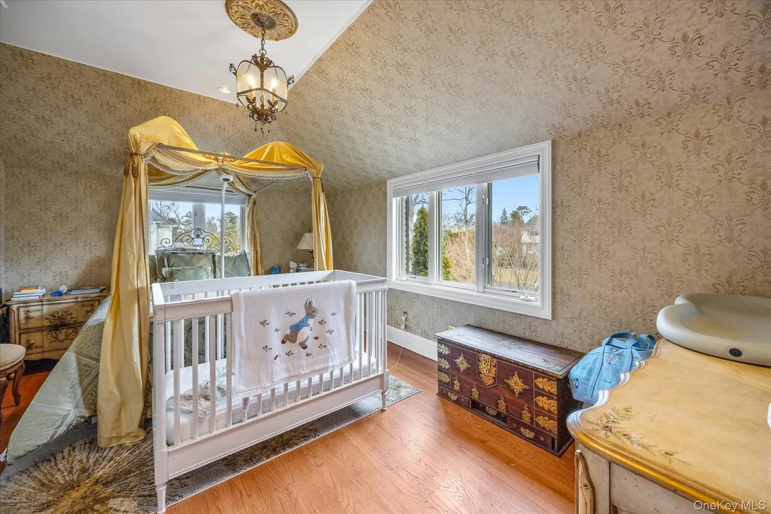 Photo of 10 Hemlock Drive