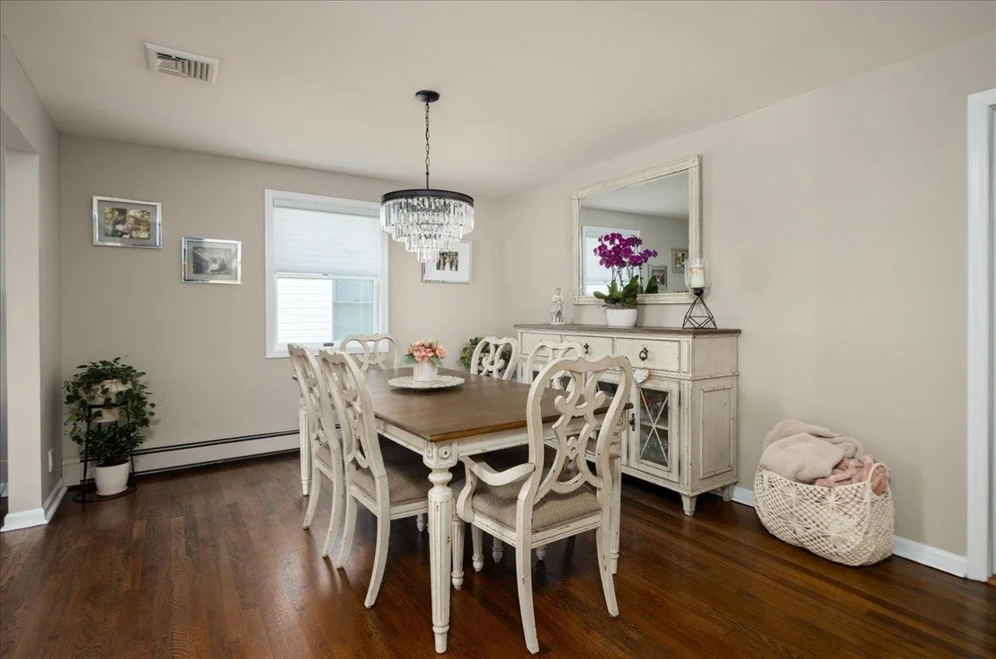 Photo of 1004 Jackson Avenue