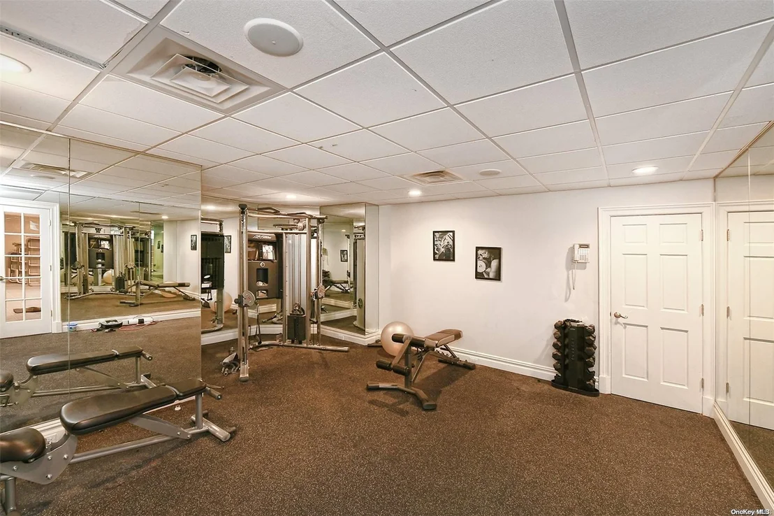 Photo of 9 Colonial Drive