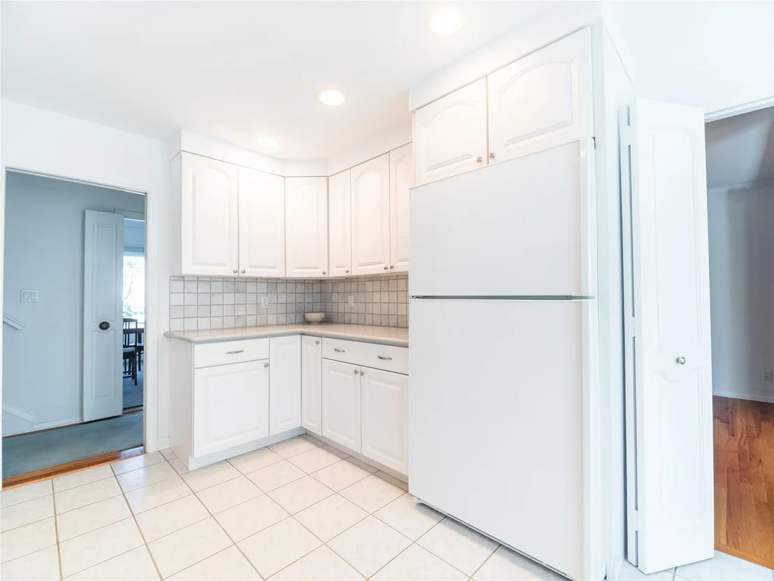 Photo of 9 Mohegan Lane