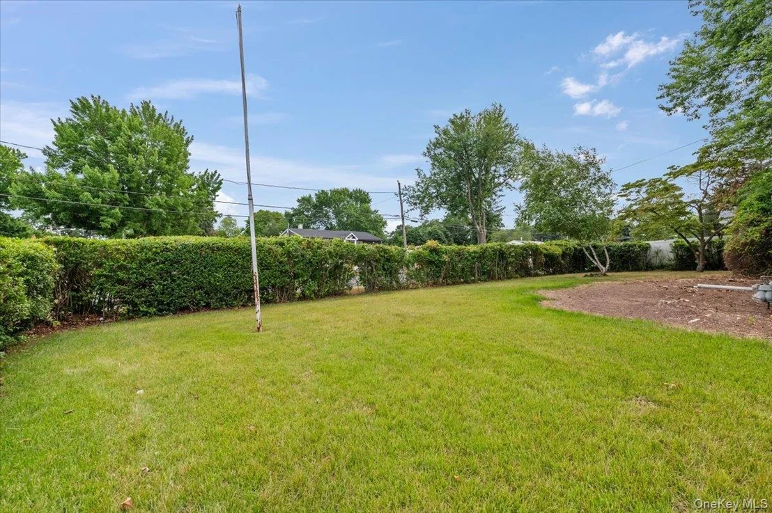 Photo of 1680 Pine Acres Boulevard