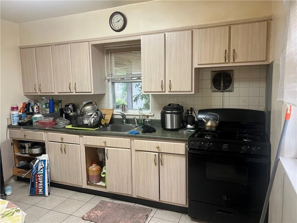 Photo of 12 Maple Place