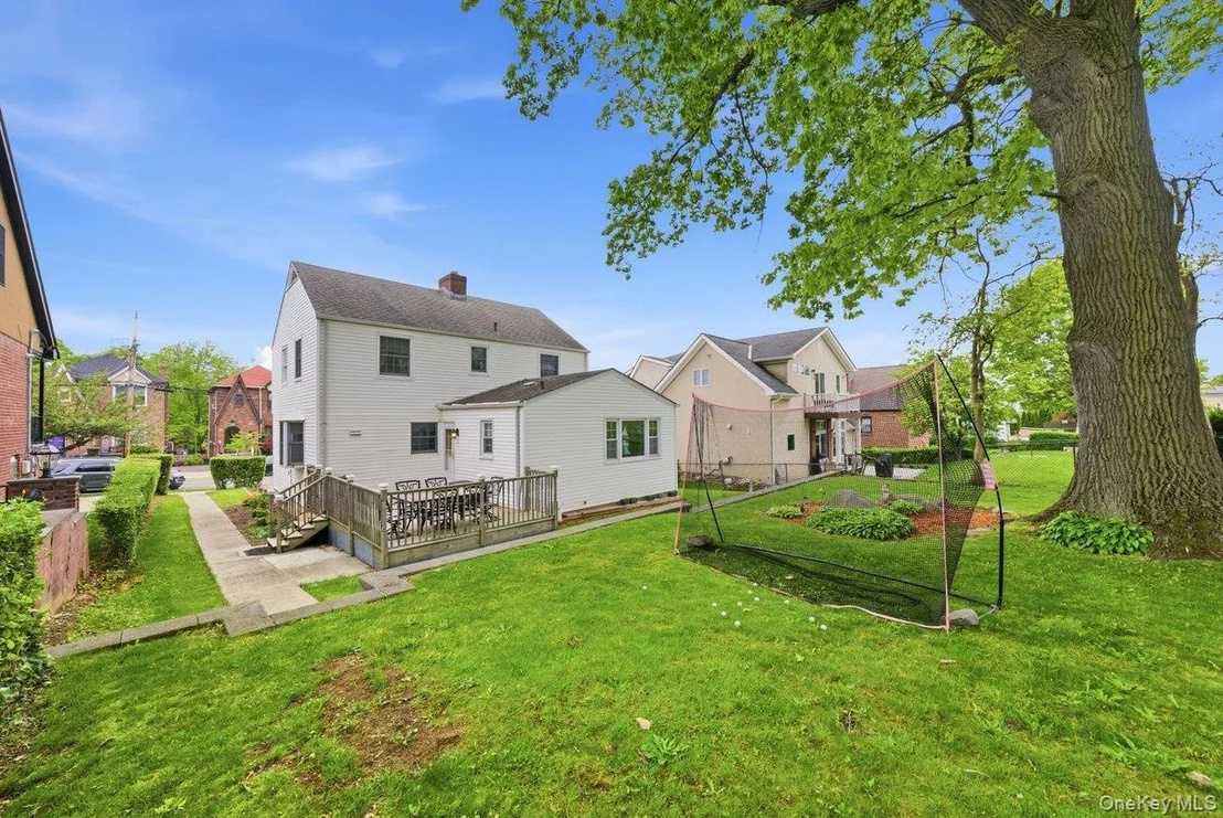 Photo of 85 Halstead Avenue