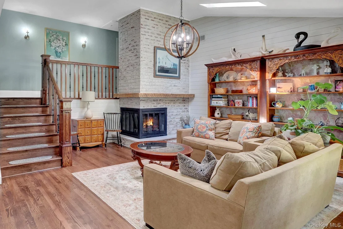 Photo of 22 Larkspur Drive