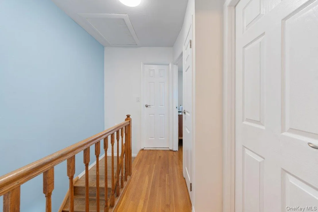 Photo of 902 Dean Avenue