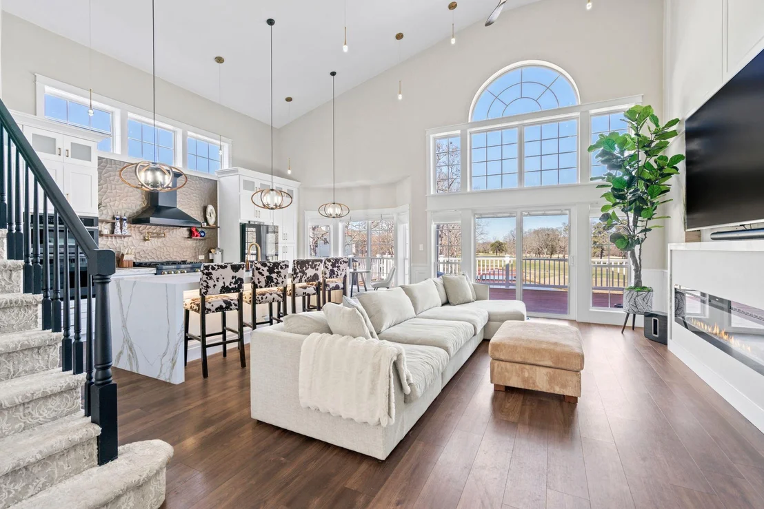 Photo of 9 Hamlet Drive