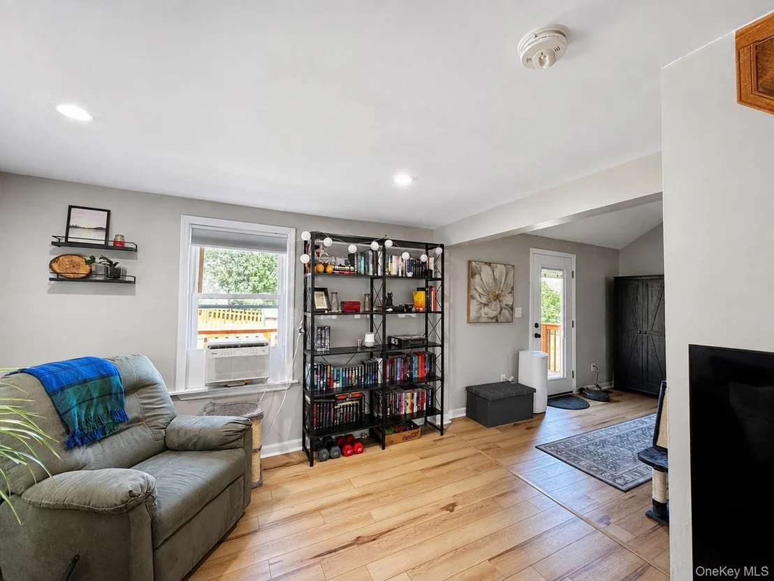Photo of 16 Highland Avenue