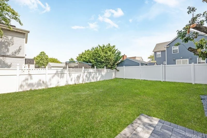 Photo of 335 Peninsula Boulevard