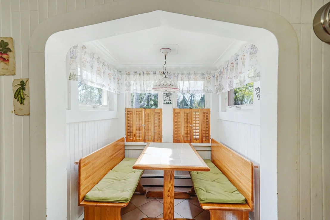 Photo of 279 Sunset Avenue