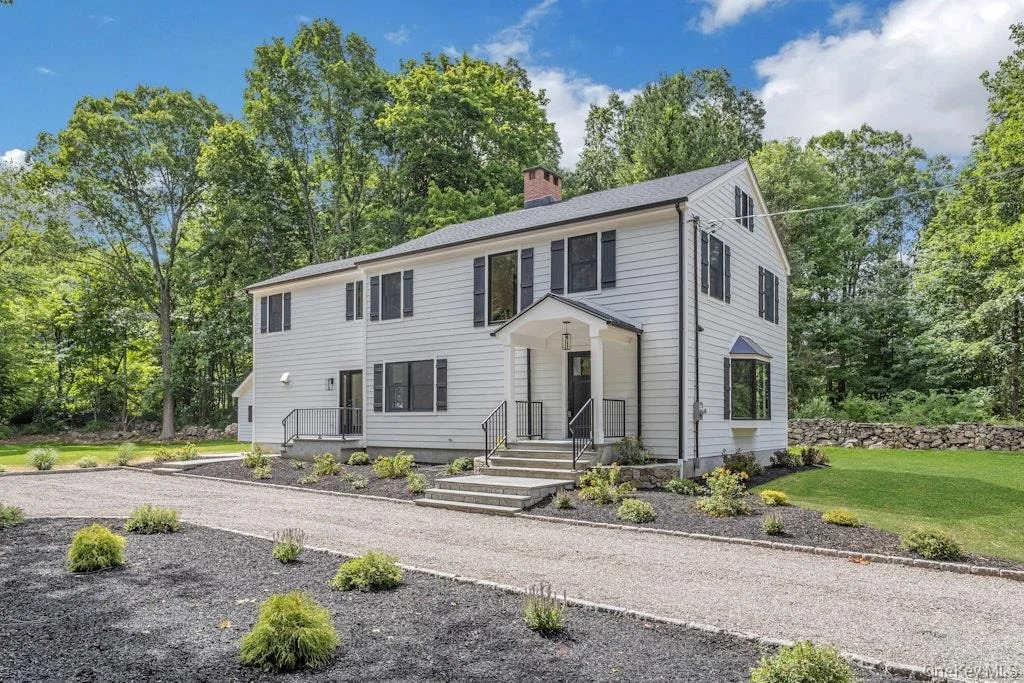 Photo of 676 Hardscrabble Road