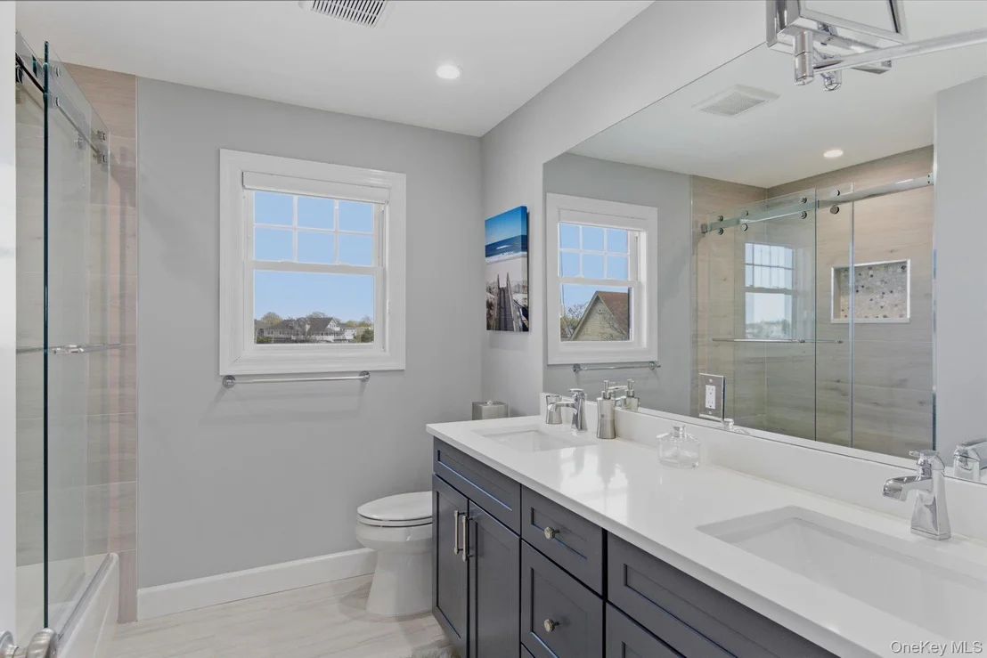 Photo of 240 Clocks Boulevard