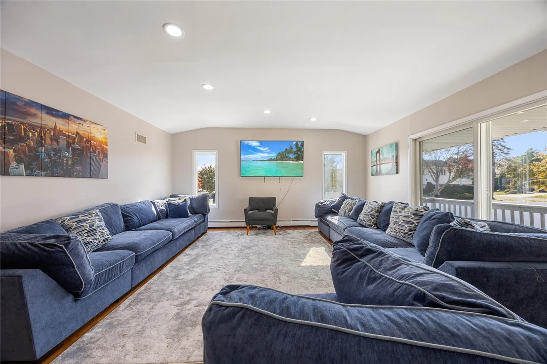 Photo of 2932 Joyce Lane