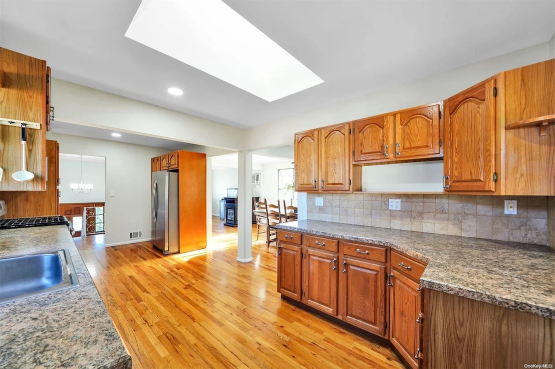 Photo of 7 Rocket Drive