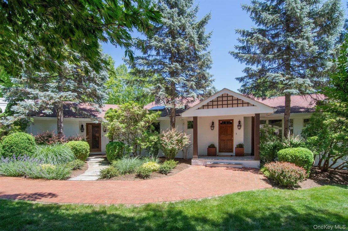 Photo of 353 Mountain Road