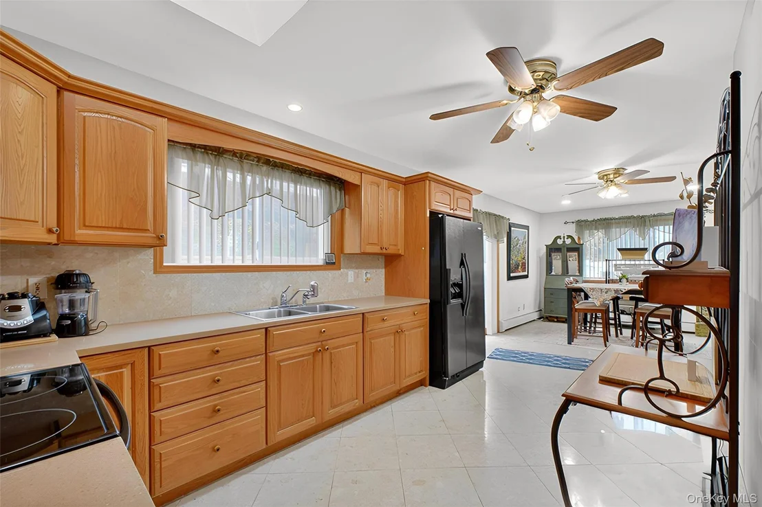 Photo of 74 Lyndon Road