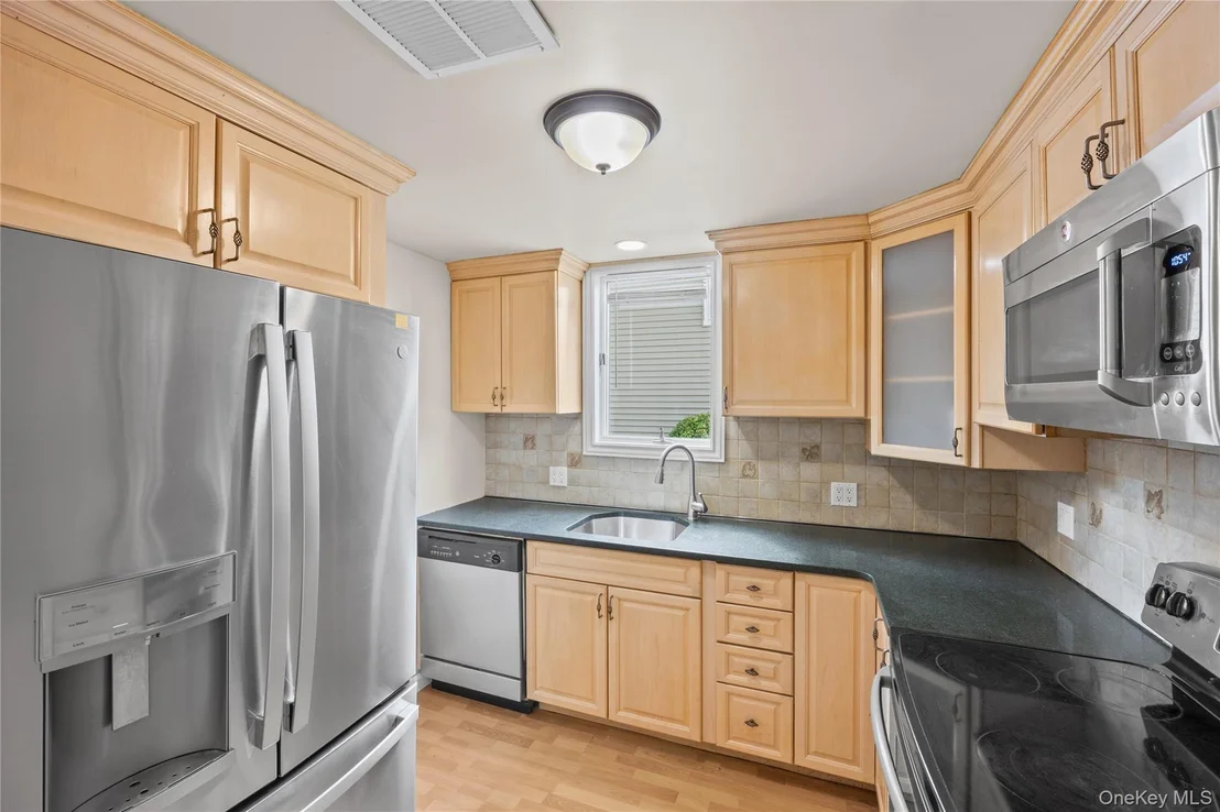 Photo of 31 Cherry Avenue