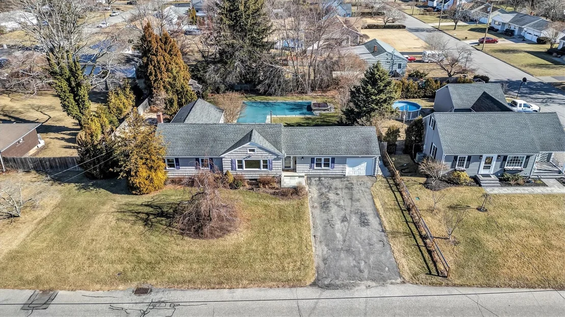 Photo of 74 Sunrise Avenue