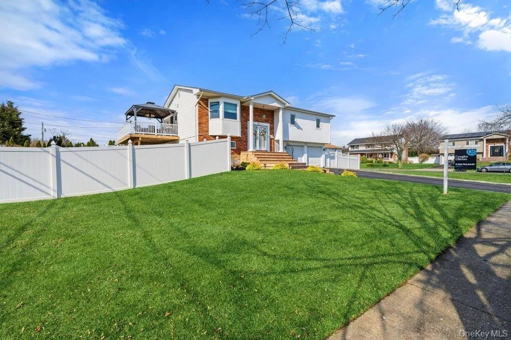 Photo of 64 Marquette Drive