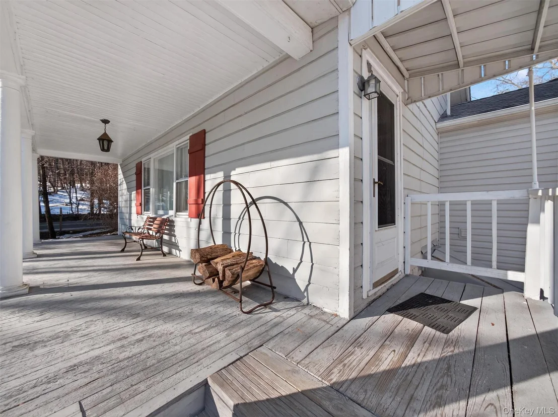 Photo of 325 Haverstraw Road