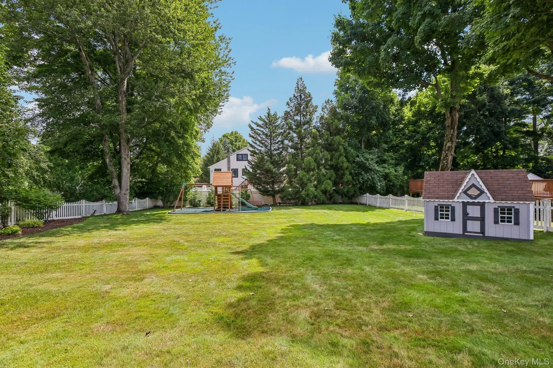 Photo of 512 Westlake Drive