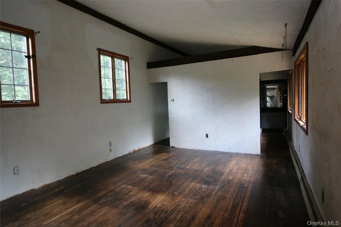 Photo of 58 Kentview Drive