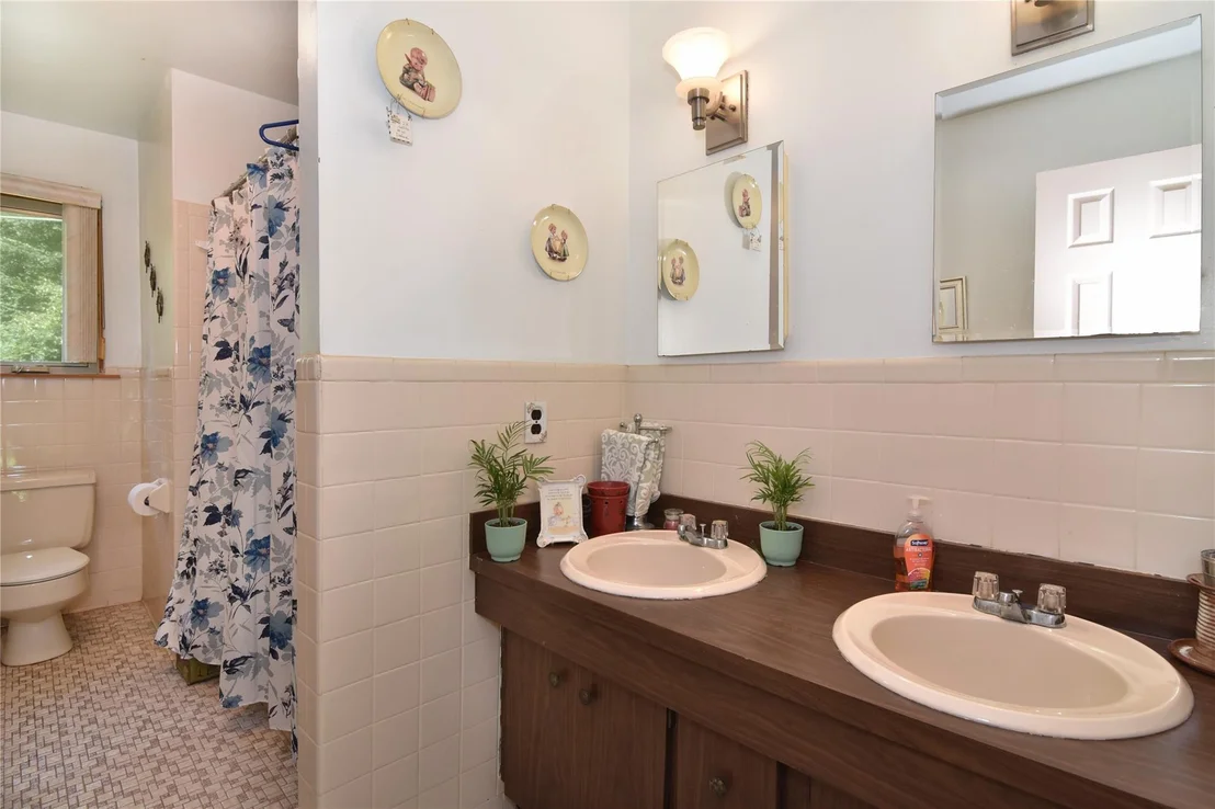 Photo of 3 Rosa Drive