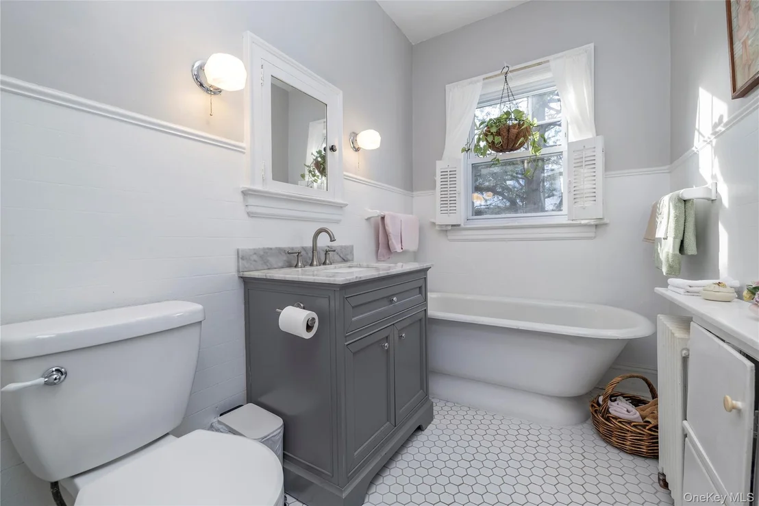 Photo of 232 Sherman Street