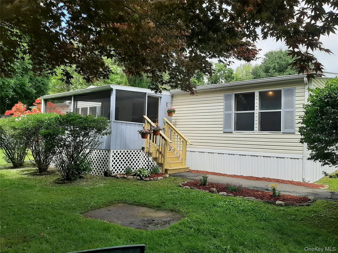 Photo of 13 Pine Street