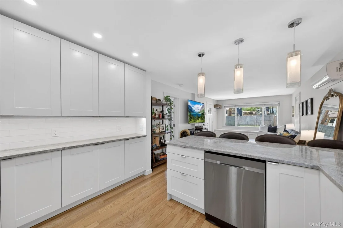 Photo of 28 Eastern Parkway