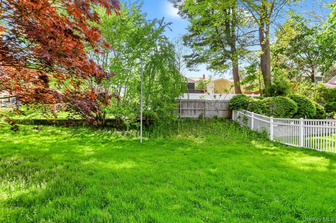 Photo of 42 Lee Avenue