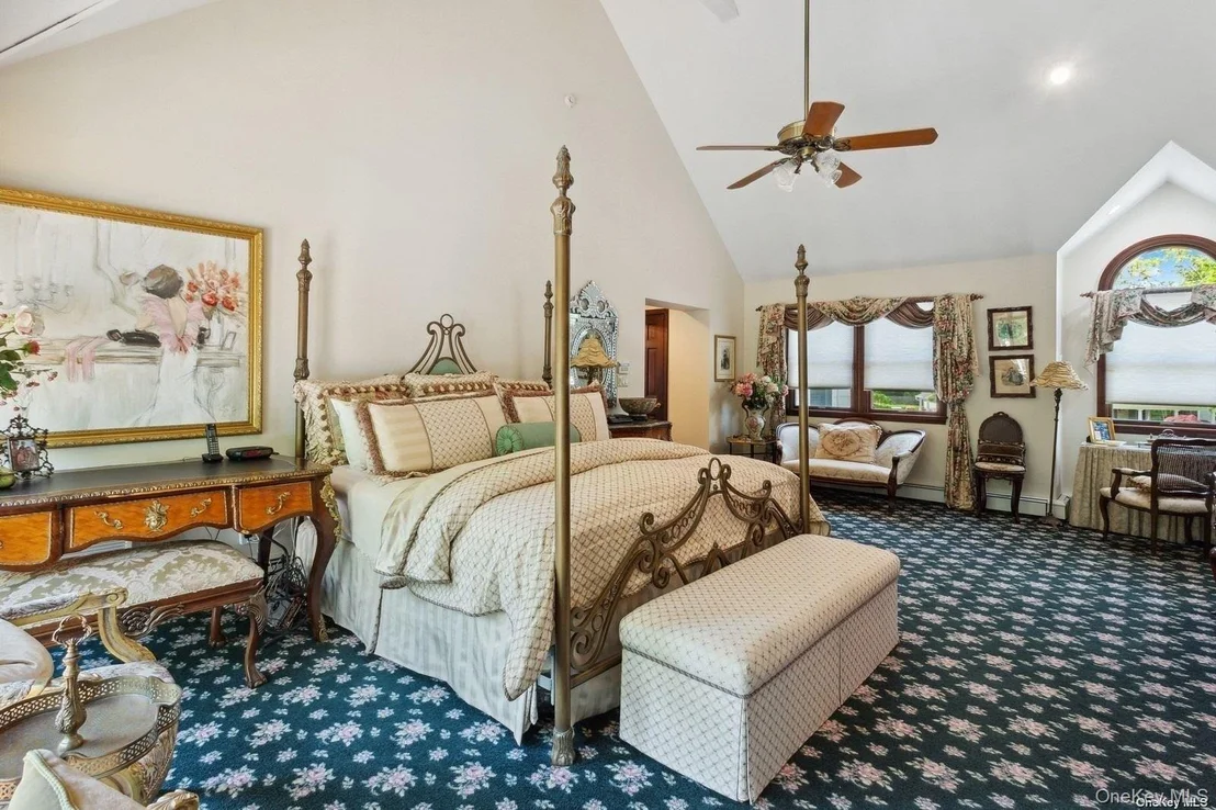 Photo of 1345 Harbor Road