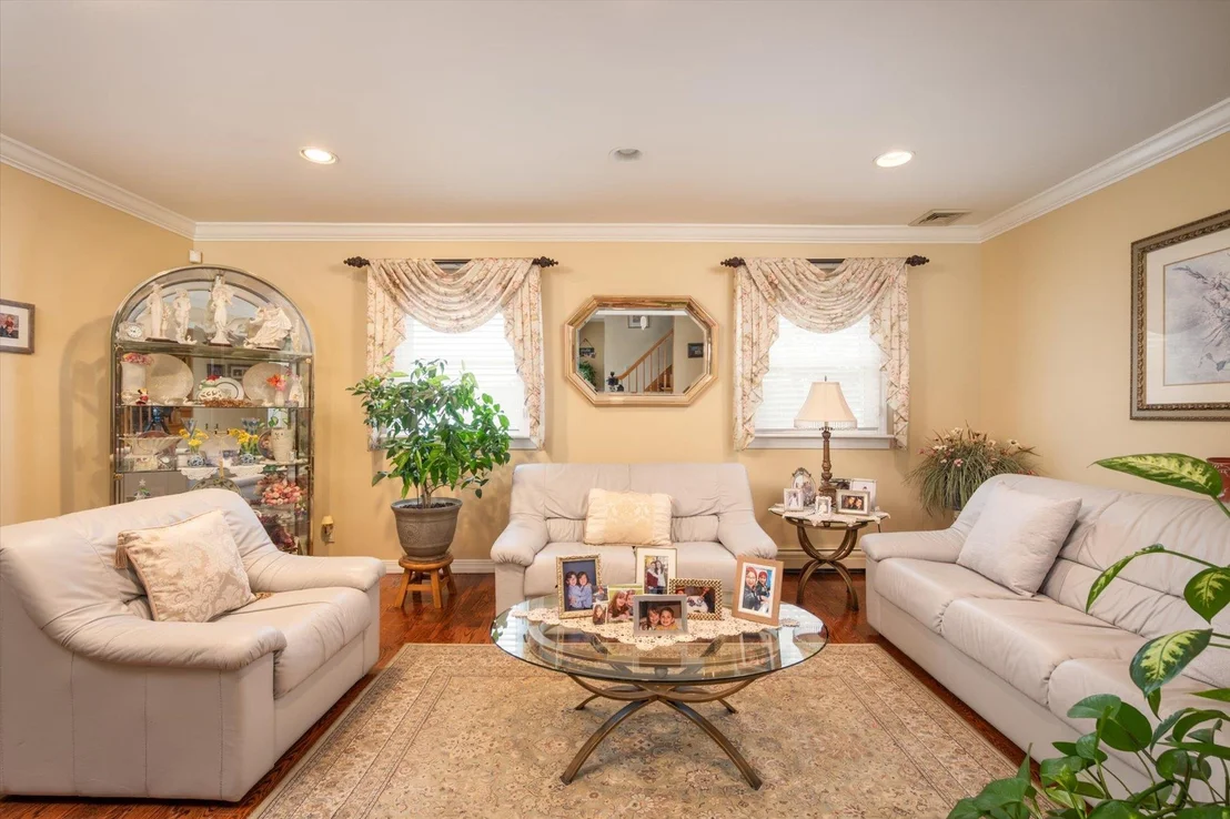 Photo of 7 Crocus Drive