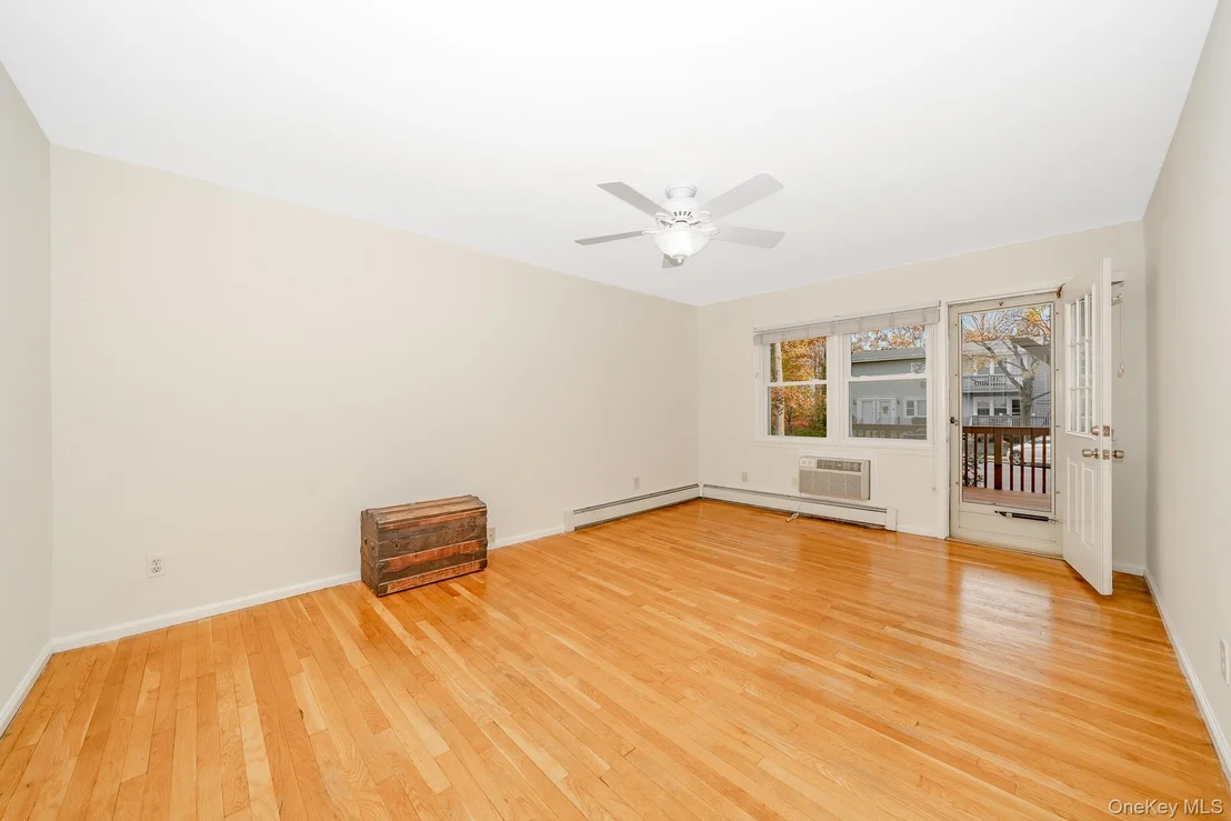 Photo of Unit 1B at 20 Toehee Place