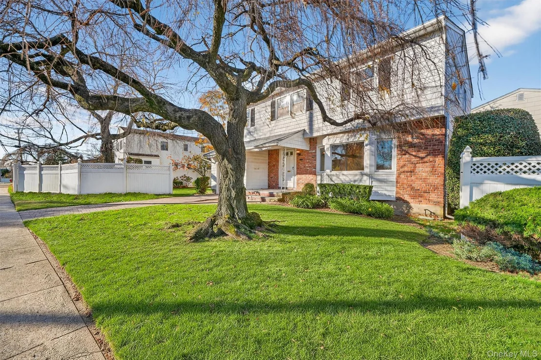 Photo of 603 Foxhurst Road