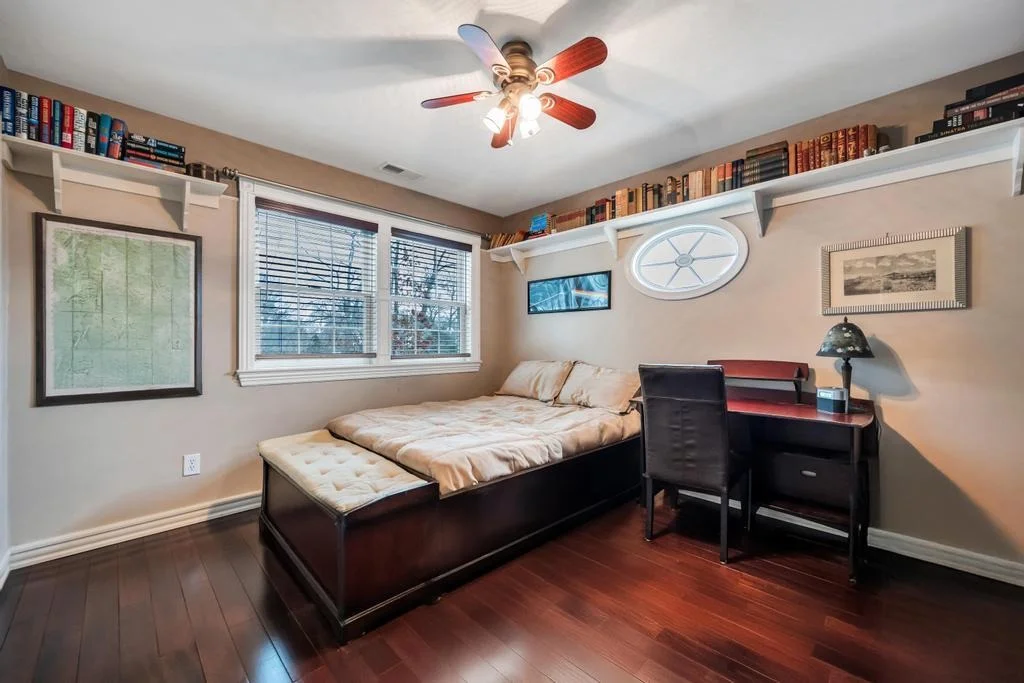 Photo of 30 Ridgefield Drive