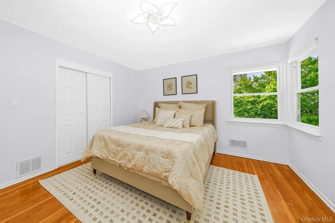 Photo of 3900 Miller Place