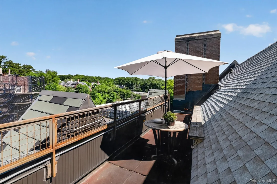Photo of Unit 7C at 824 Bronx River Road