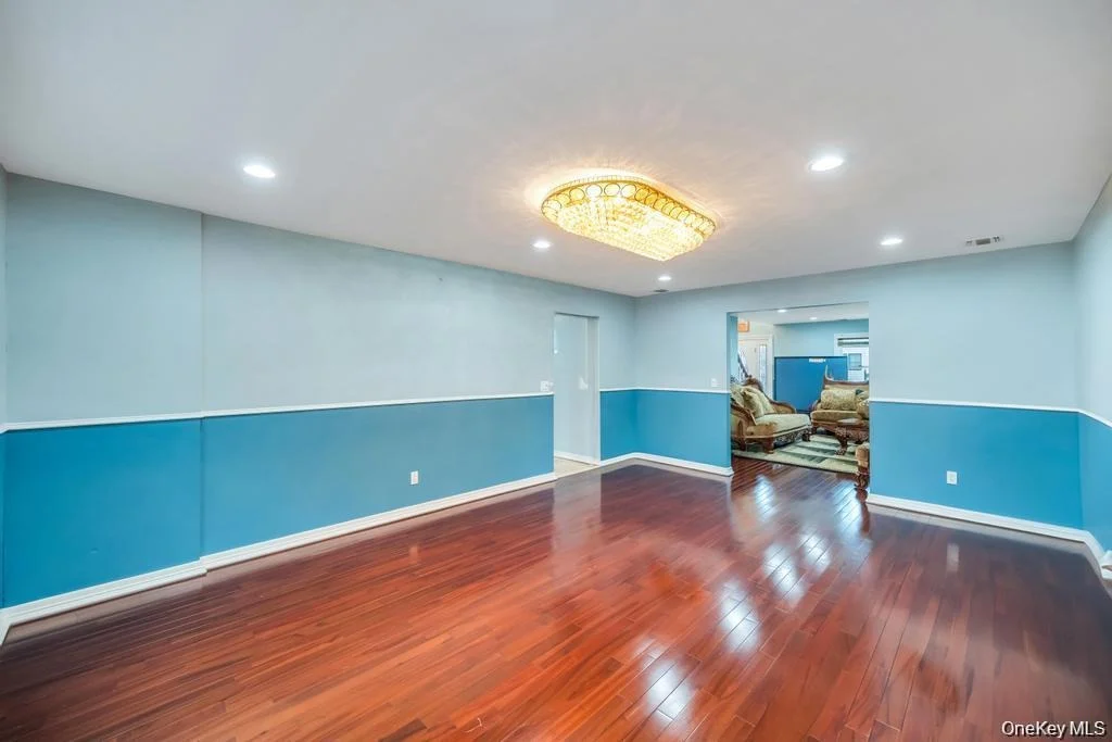Photo of 6 Garden Circle