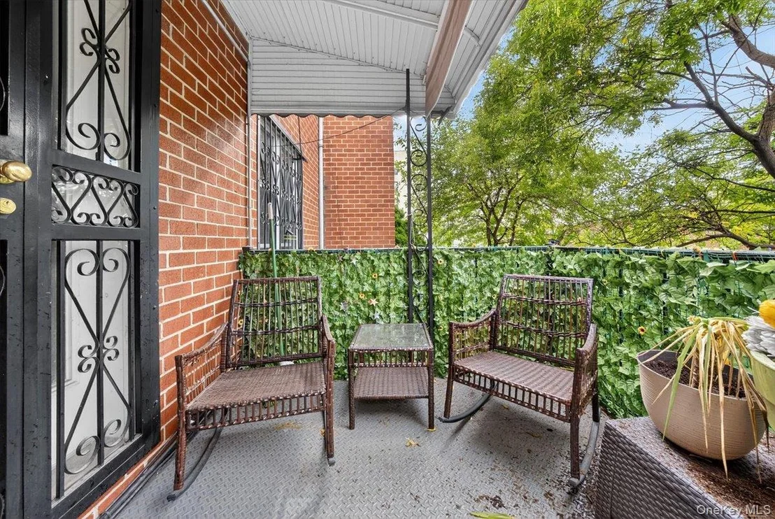 Photo of 917 Fox Street