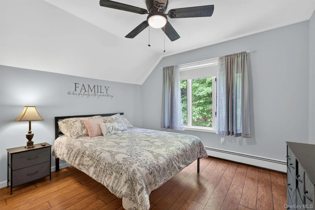 Photo of 233 Hill Road